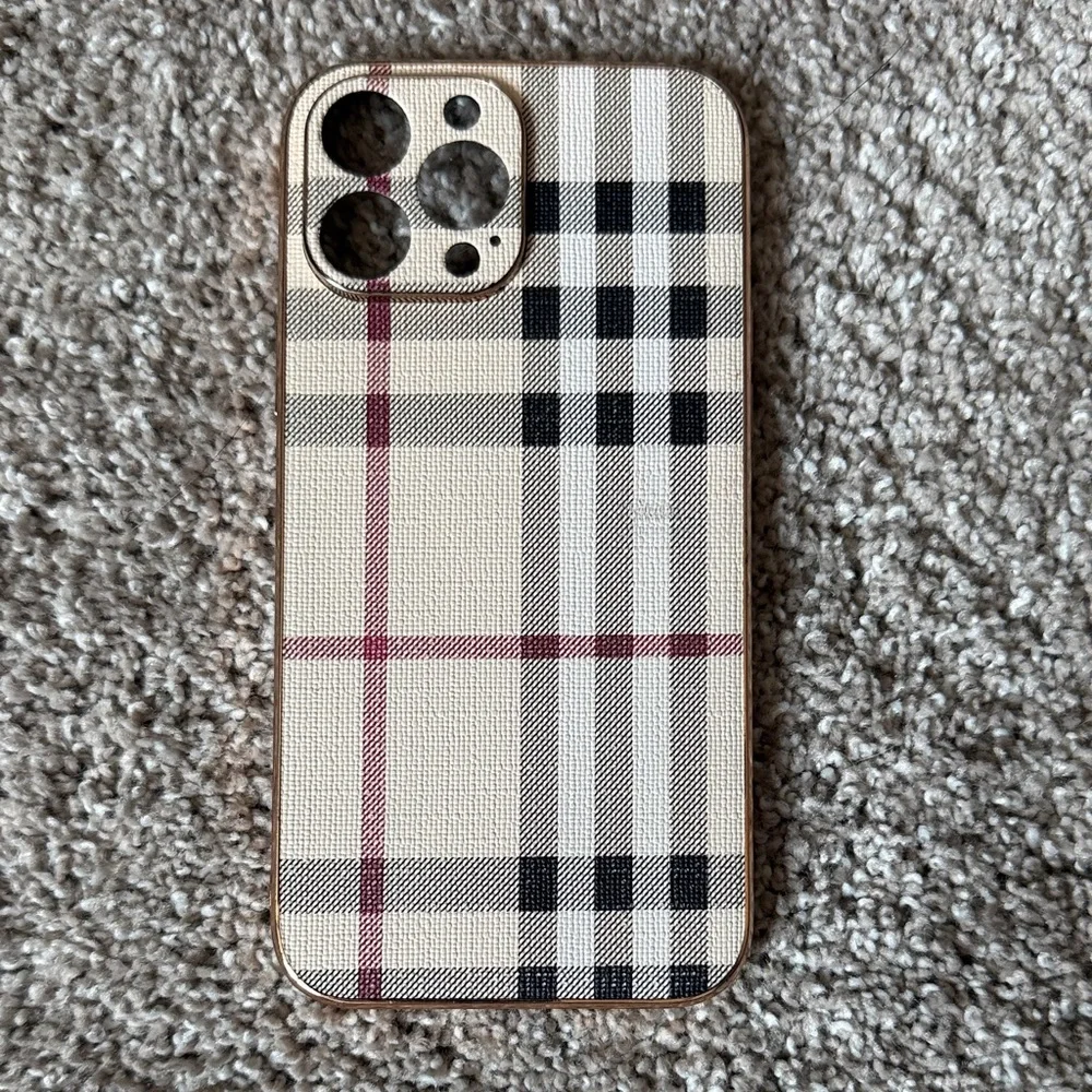 Plaid Pattern Phone Case - Black and Cream